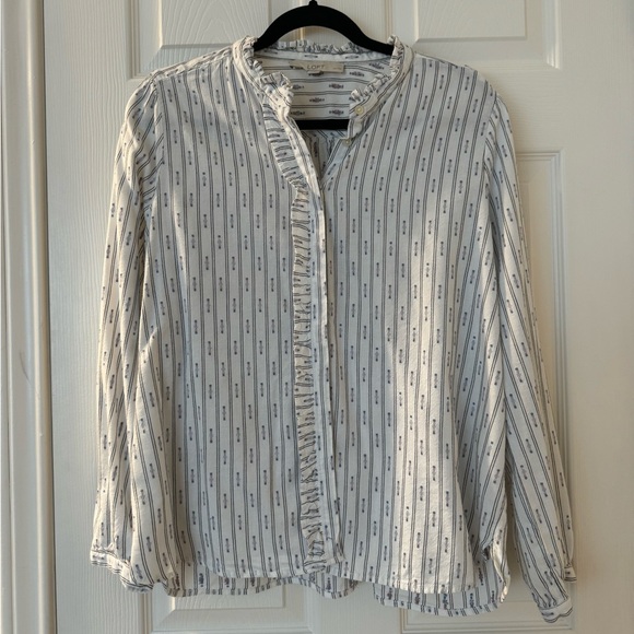 Loft Botton Down - Picture 1 of 5